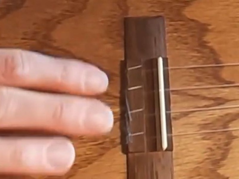 Lanikai OAT 8-hole tie bridge - Lanikai ukulele review